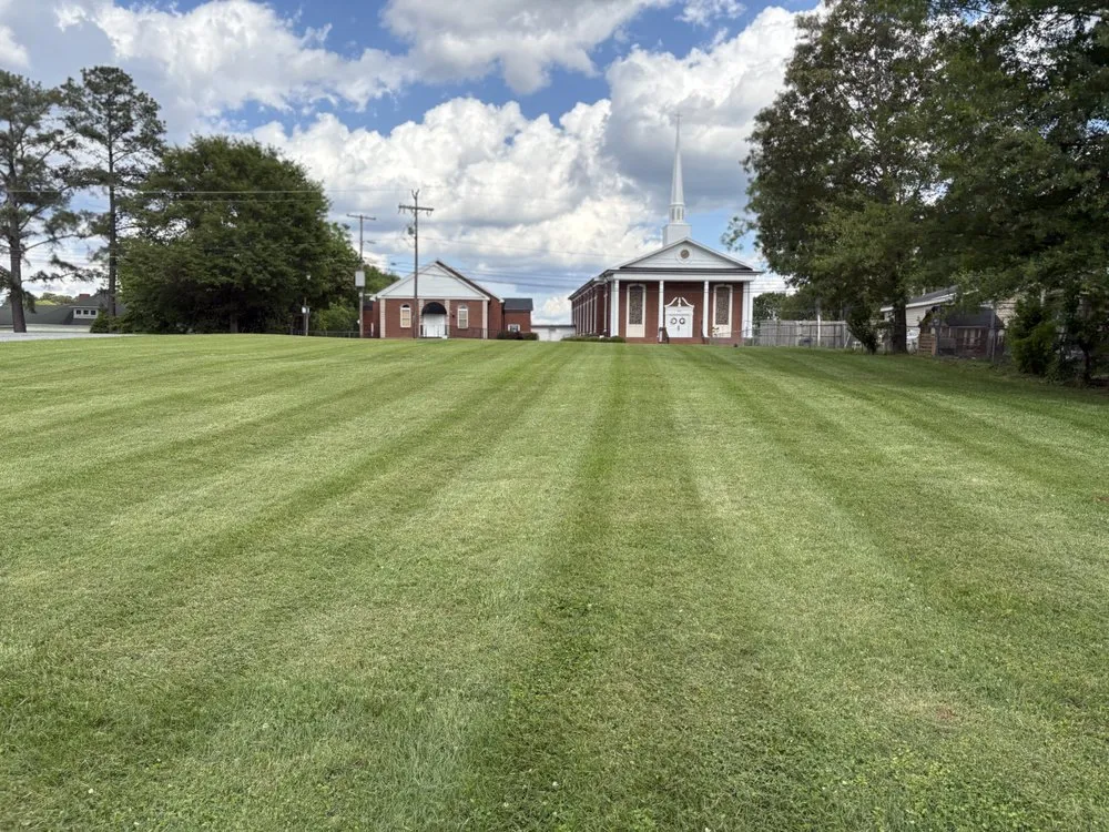 Professional lawn care service in Belmont, NC by Dale's Landscaping And Maintenance