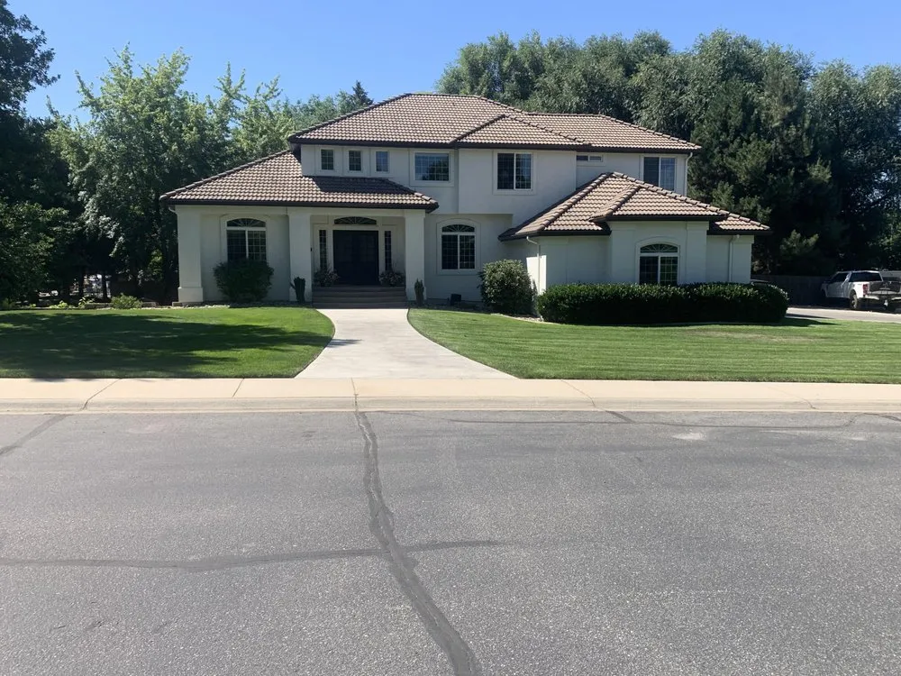 Expert yard cleanup service experts serving Boise, ID - Dales Legacy Lawn Care