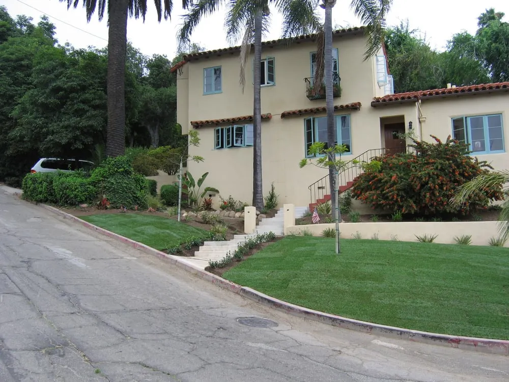 Reliable yard cleanup service with custom design across Ojai, CA - Daley Landscape