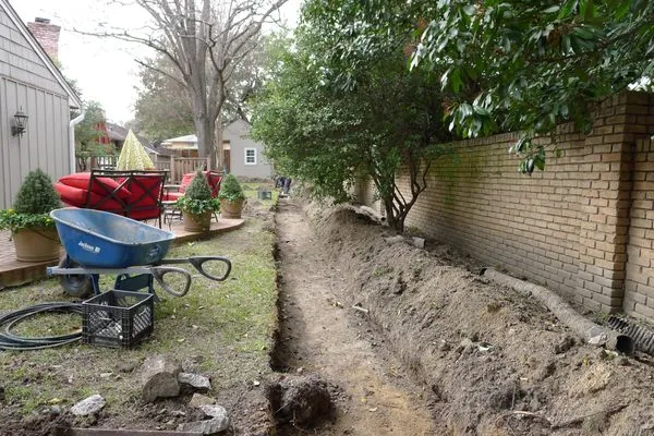 Dallas Drainage Solutions Logo