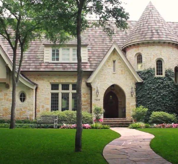 Reliable outdoor landscaping for year-round maintenance across Dallas, TX - Dallas Groundskeeper