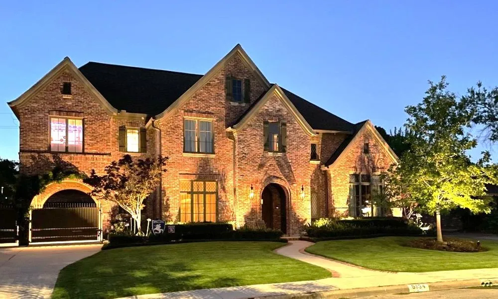 Custom landscape design for beautiful yards in McKinney, TX by Dallas Lightscapes