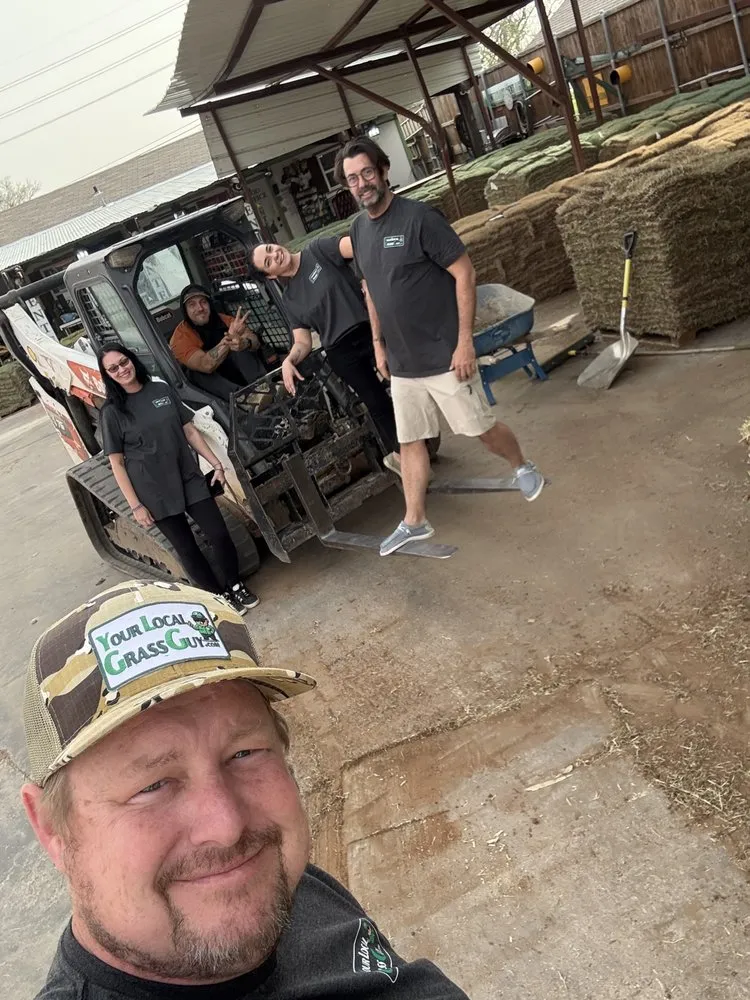 Local garden landscaping experts serving Carrollton, TX - Dallas Sod Grass