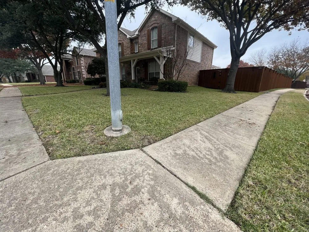 Professional lawn care service in Rowlett, TX - Dalrock Lawn Care Services