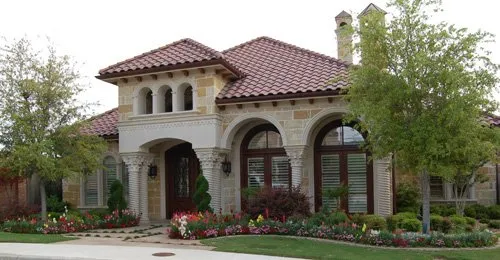 Reliable yard cleanup service for homes across Lake Kiowa, TX - Daltex Landscape