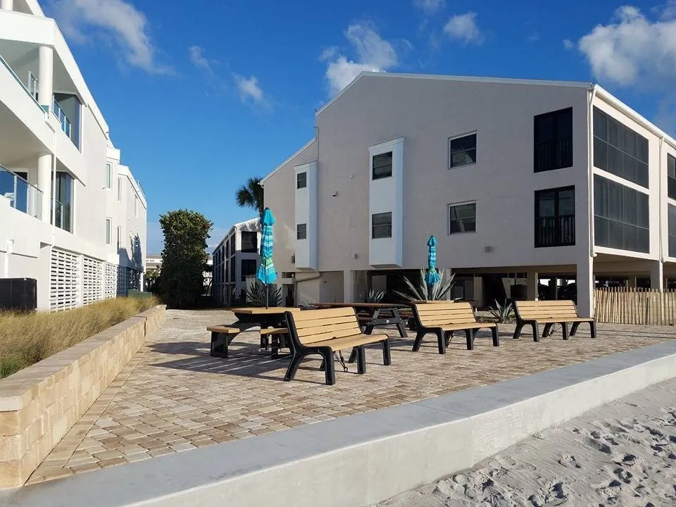 Reliable lawn mowing service experts serving Englewood, FL - Dalton's Landscape Service