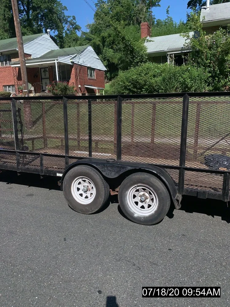 Trusted yard cleanup service in Hyattsville, MD - DAM Services