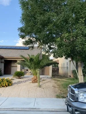 Damian's Lawn Maintenance Logo