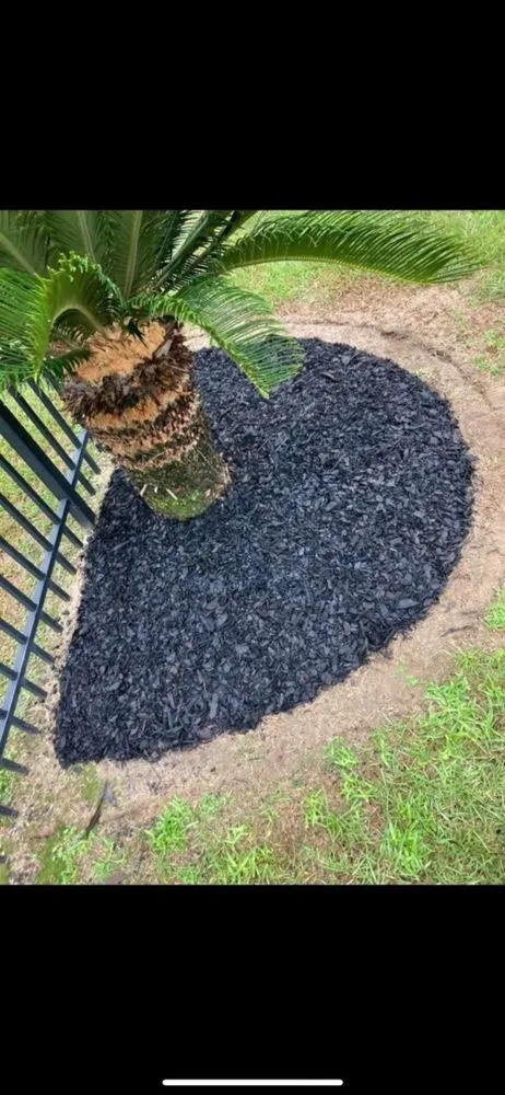 Custom landscape installation in Axis, AL by Damien’s Lawn Assistants