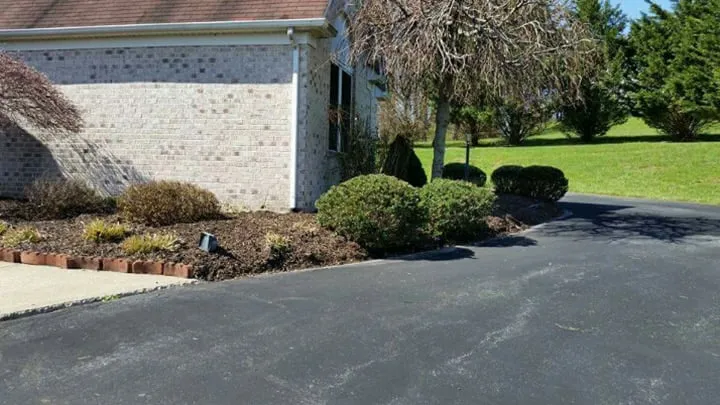 Local landscape design experts serving Windsor Mill, MD - Damon's Lawn Service