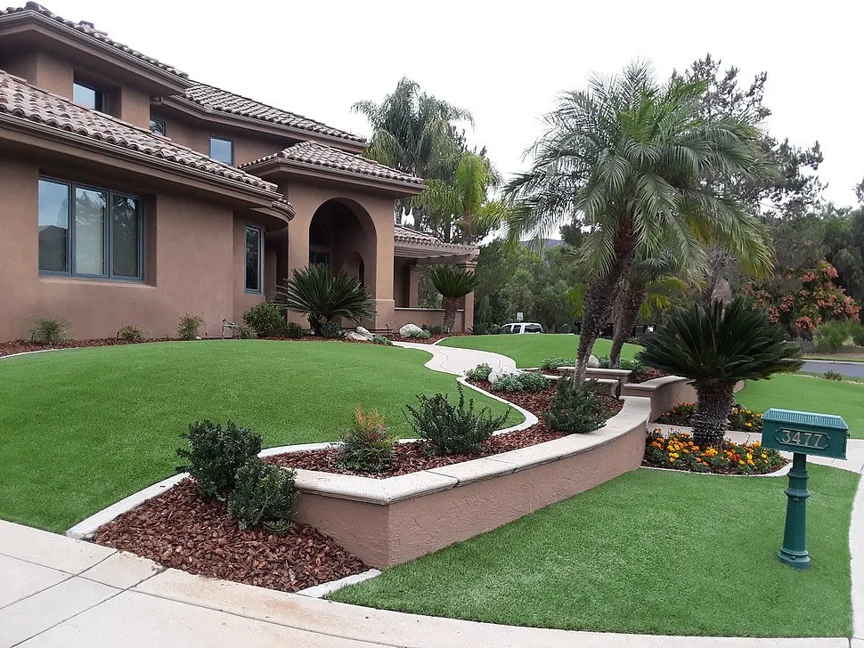 Professional residential landscaping in La Mesa, CA by Dan Boney's Landscape Maintenance