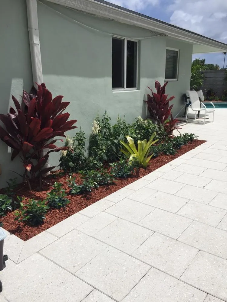 Trusted residential landscaping experts serving Fort Lauderdale, FL - Dan Ramos Landscaping