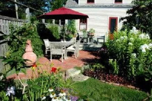Top-rated garden landscaping for residential properties across Kennebunkport, ME - Dan Viehmann Landscaping and Property Management