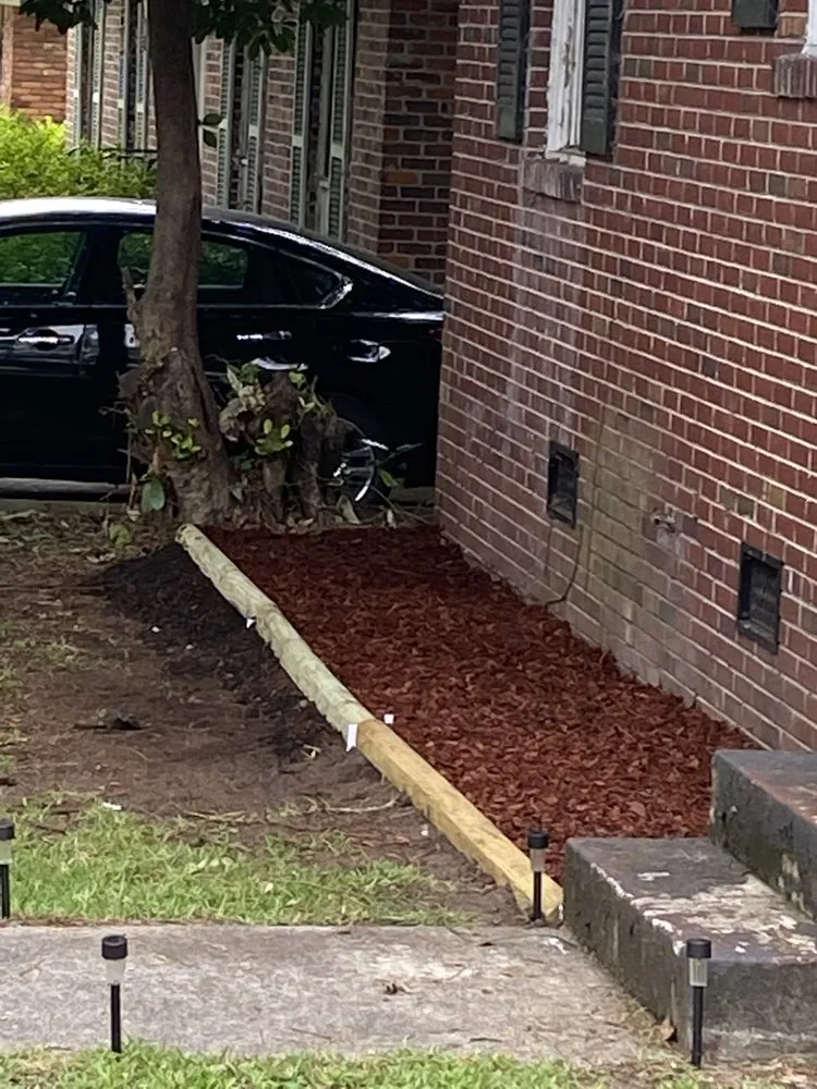 Local lawn care service for residential properties in West Columbia, SC by Dandre lawn care