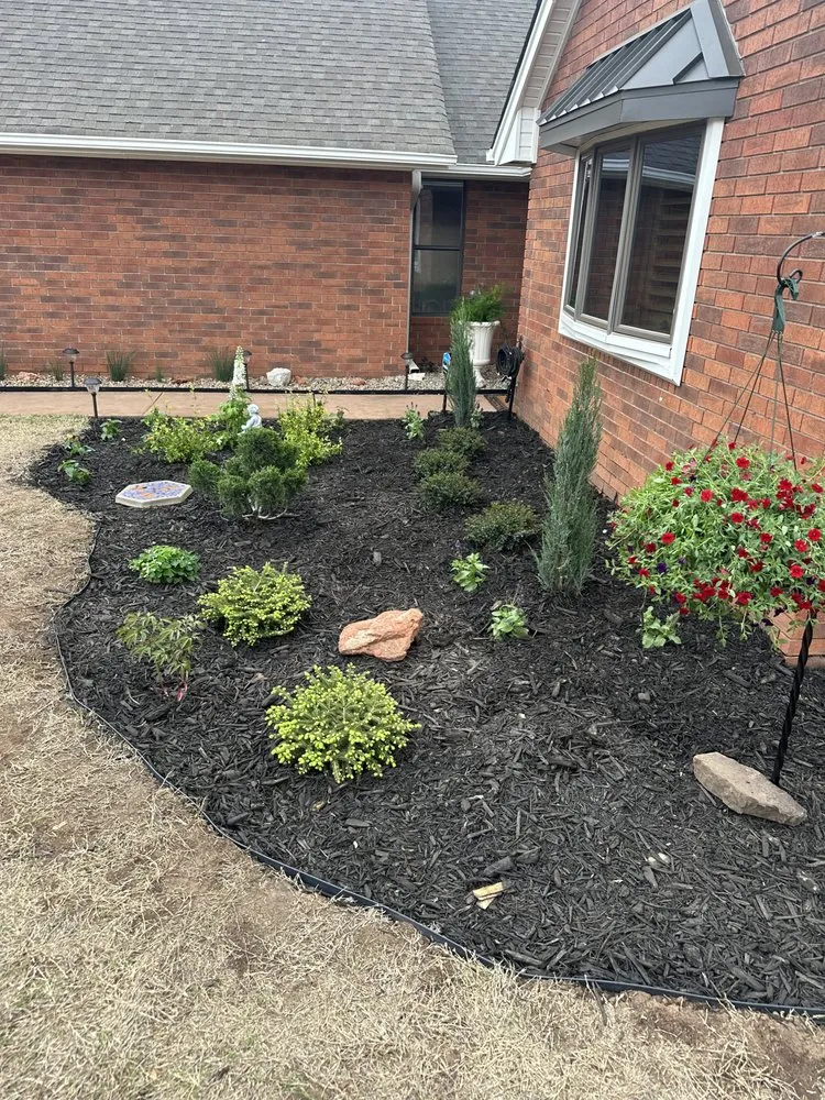 Affordable landscape design for beautiful yards in Stillwater, OK by Danel’s Landscaping & Design