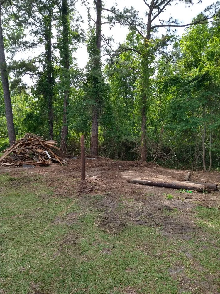 Affordable landscaping services experts serving Ocean Isle Beach, NC - Danford Land Sevices