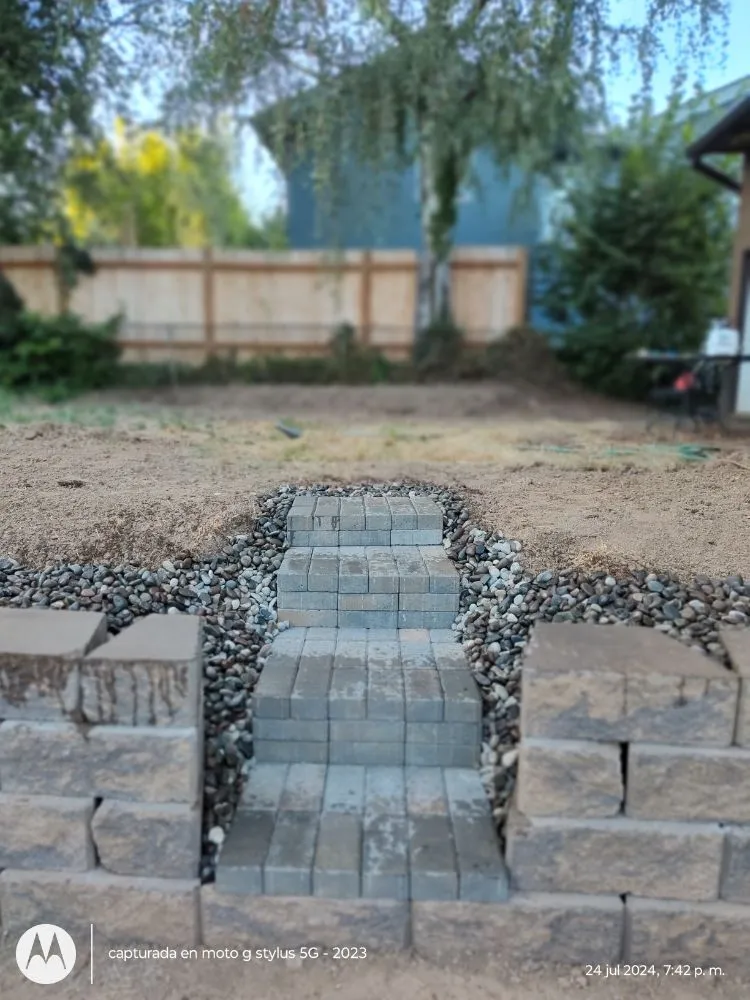 Affordable outdoor landscaping for homes in Vancouver, WA by Daniel R & R Landscaping