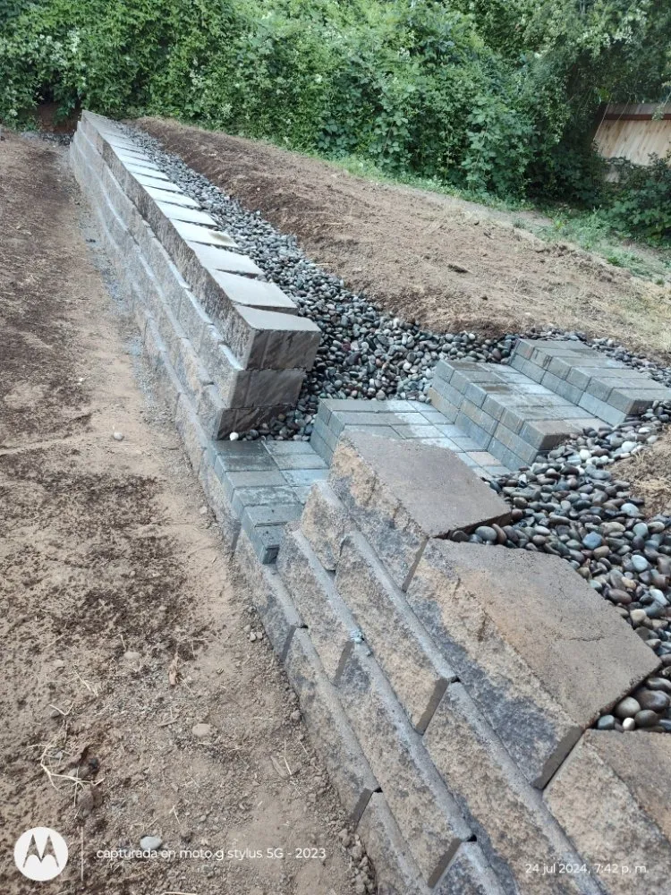 Expert outdoor landscaping experts serving Vancouver, WA - Daniel R & R Landscaping