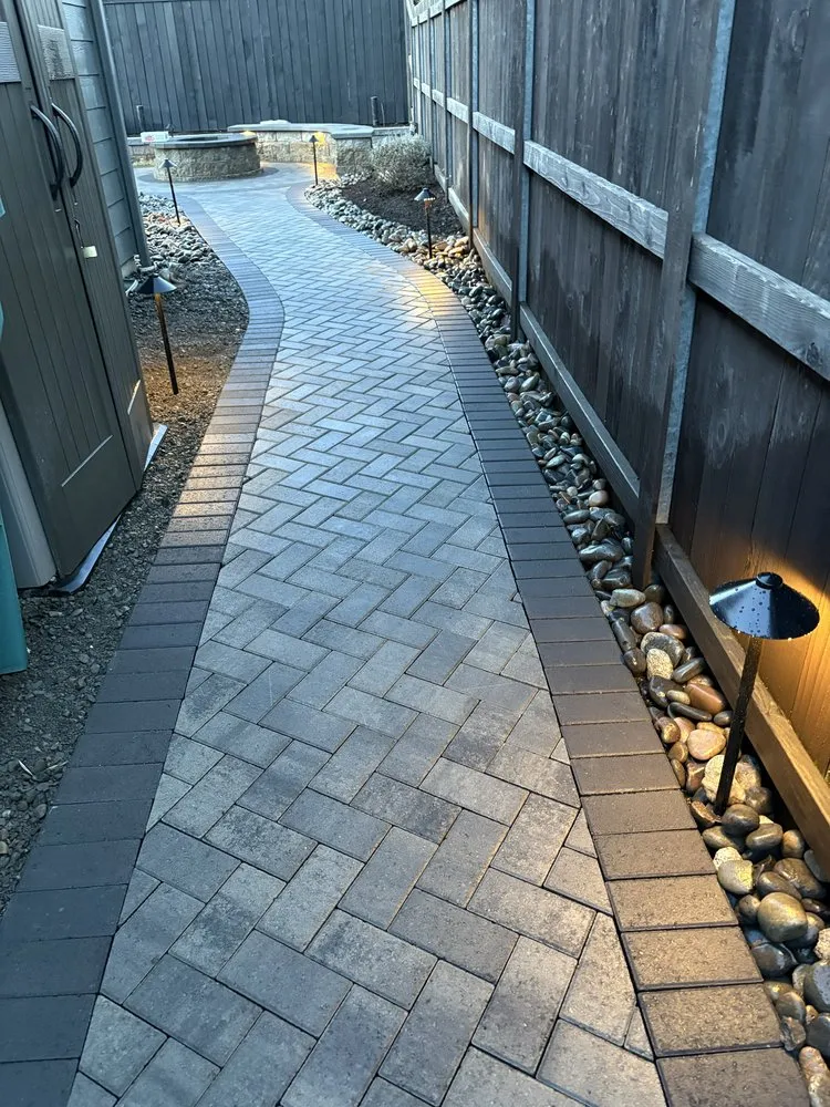 Top-rated landscape installation near you in Vancouver, WA by Daniel V Landscaping