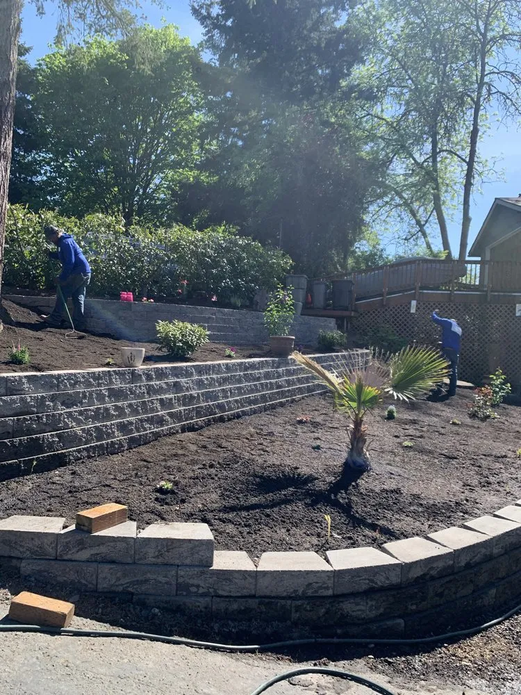 Reliable lawn mowing service near you in Vancouver, WA by Daniel V Landscaping