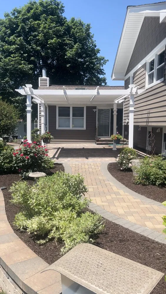 Reliable residential landscaping experts serving Aurora, IL - Daniel’s Brick Paving & Landscaping