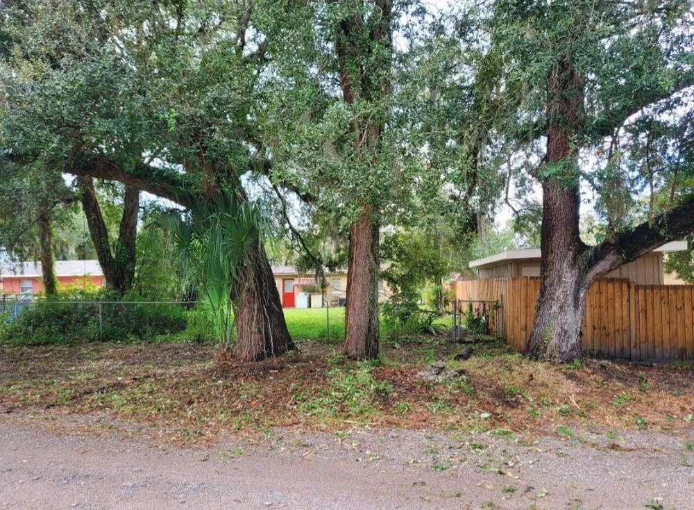 Affordable garden landscaping in Orlando, FL - Daniels Company of Florida