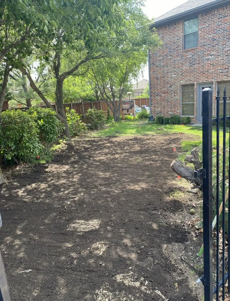 Custom garden landscaping experts serving Lewisville, TX - Daniel's Irrigation and Landscape Services