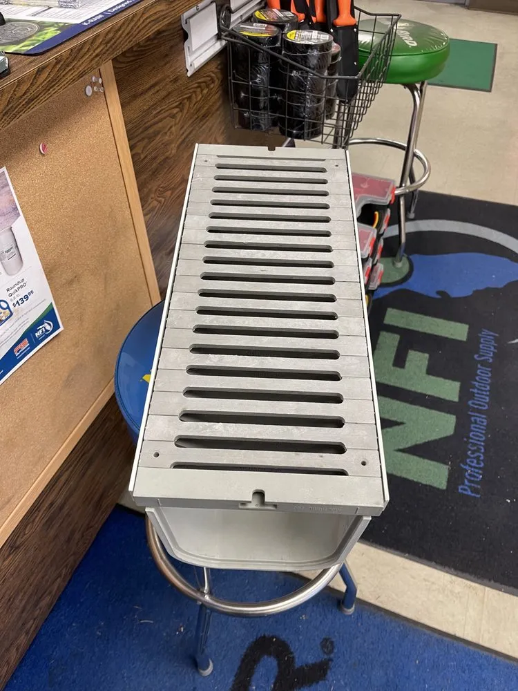 Reliable yard cleanup service for homes in Jacksonville, FL by Daniels Landscape & Irrigation