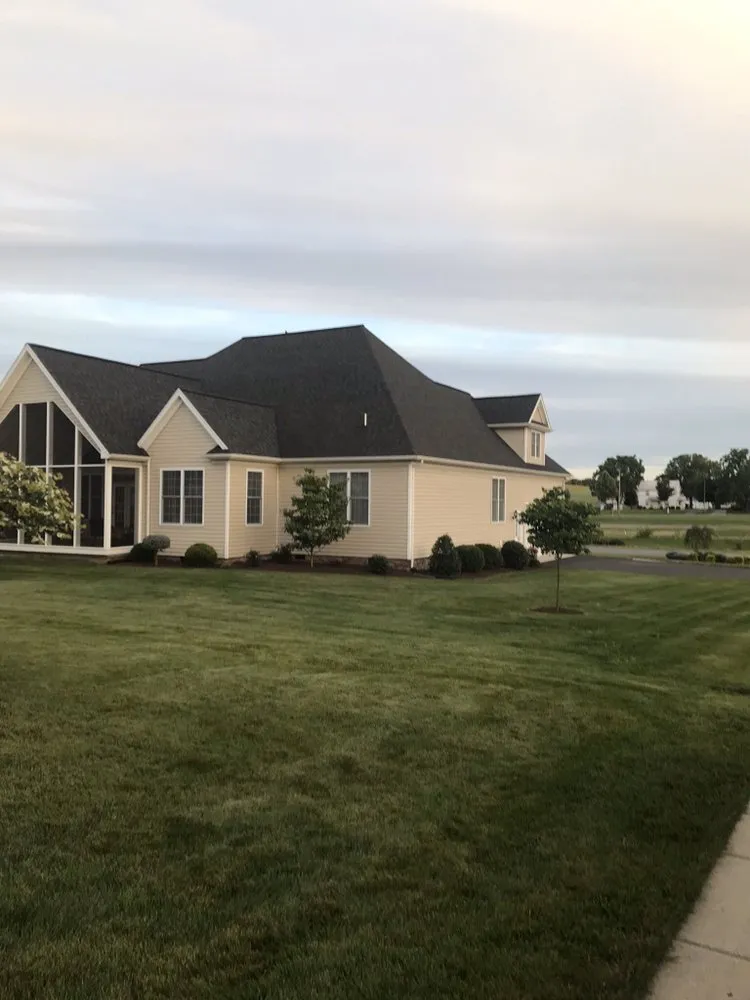 Top-rated lawn mowing service experts serving Harrisonburg, VA - Daniel's Landscape