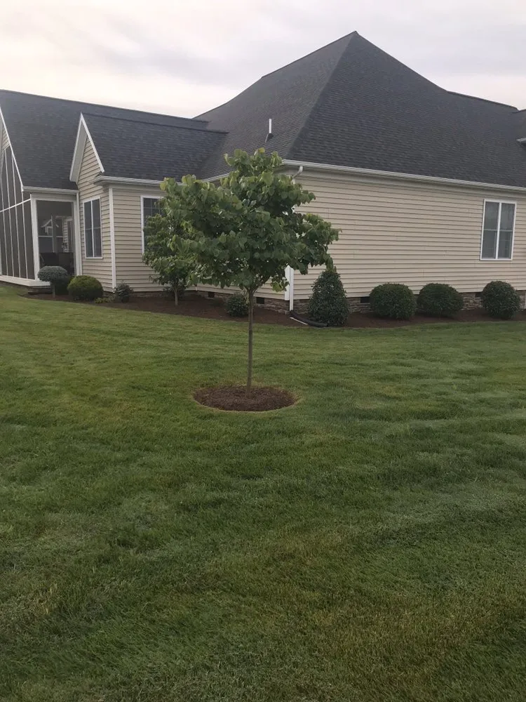 Custom outdoor landscaping experts serving Harrisonburg, VA - Daniel's Landscape