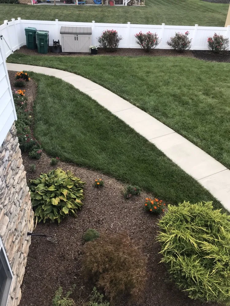 Professional landscape design experts serving Harrisonburg, VA - Daniel's Landscape