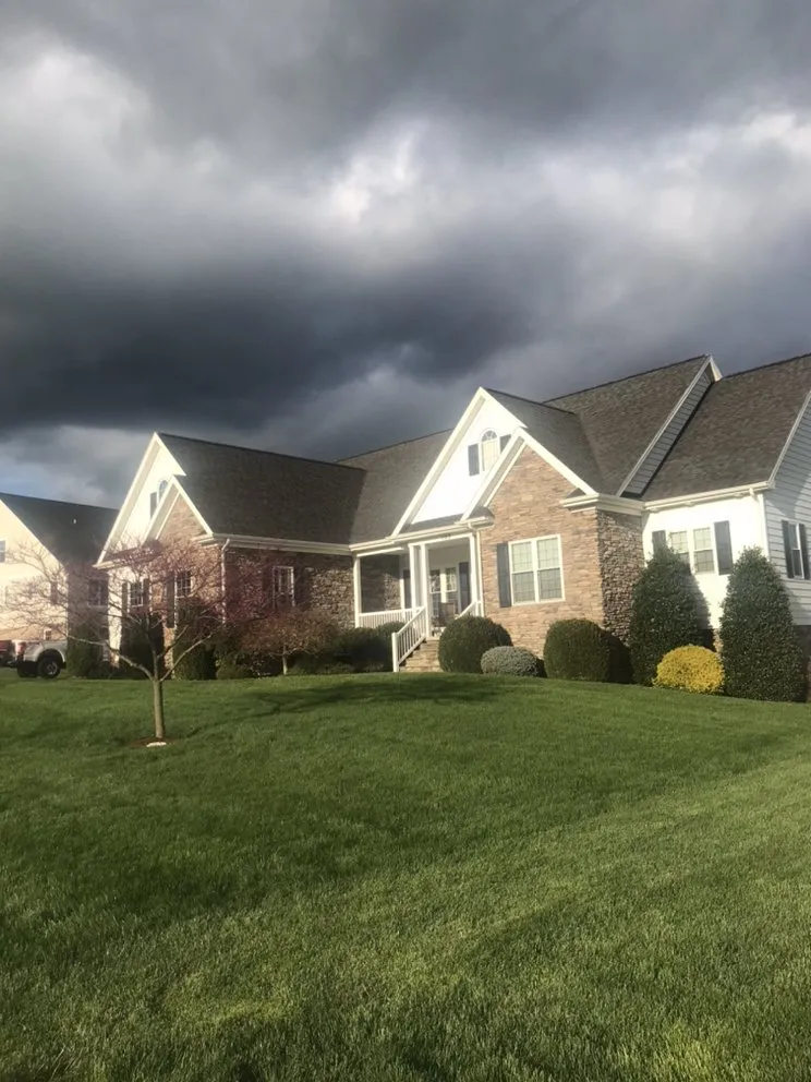 Custom yard cleanup service in Harrisonburg, VA - Daniel's Landscape