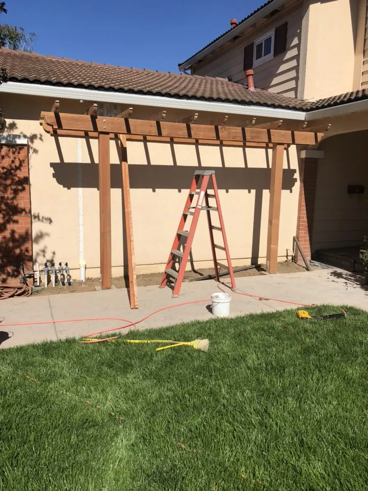 Professional lawn care service for residential properties across Holliste, CA - Daniel's Landscape