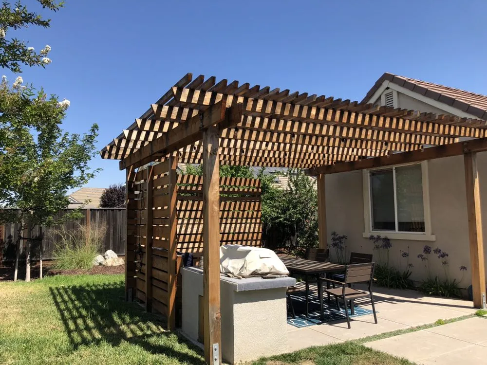 Local yard cleanup service experts serving Holliste, CA - Daniel's Landscape