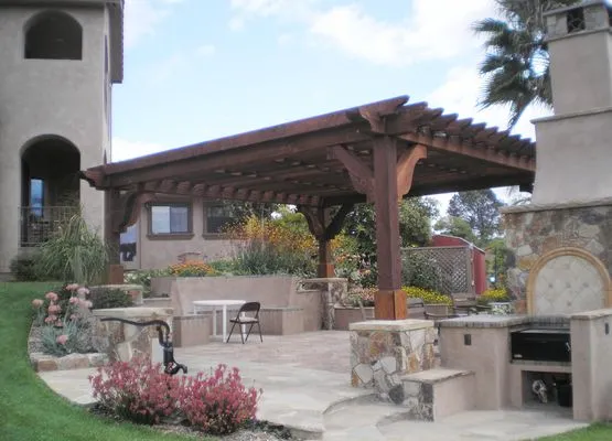 Daniels Landscape Logo