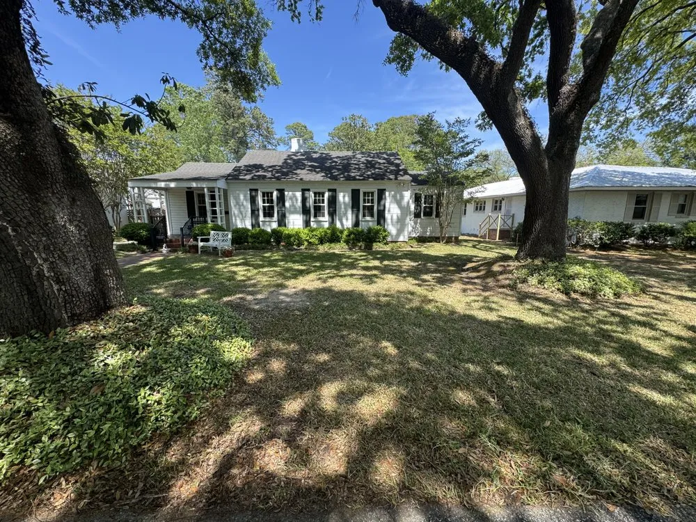 Local landscaping services in Georgetown, SC by Daniel’s Landscaping