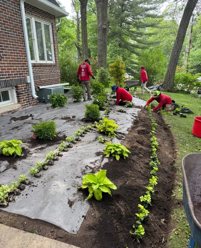 Expert outdoor landscaping in Madison, WI - Daniel's Landscaping