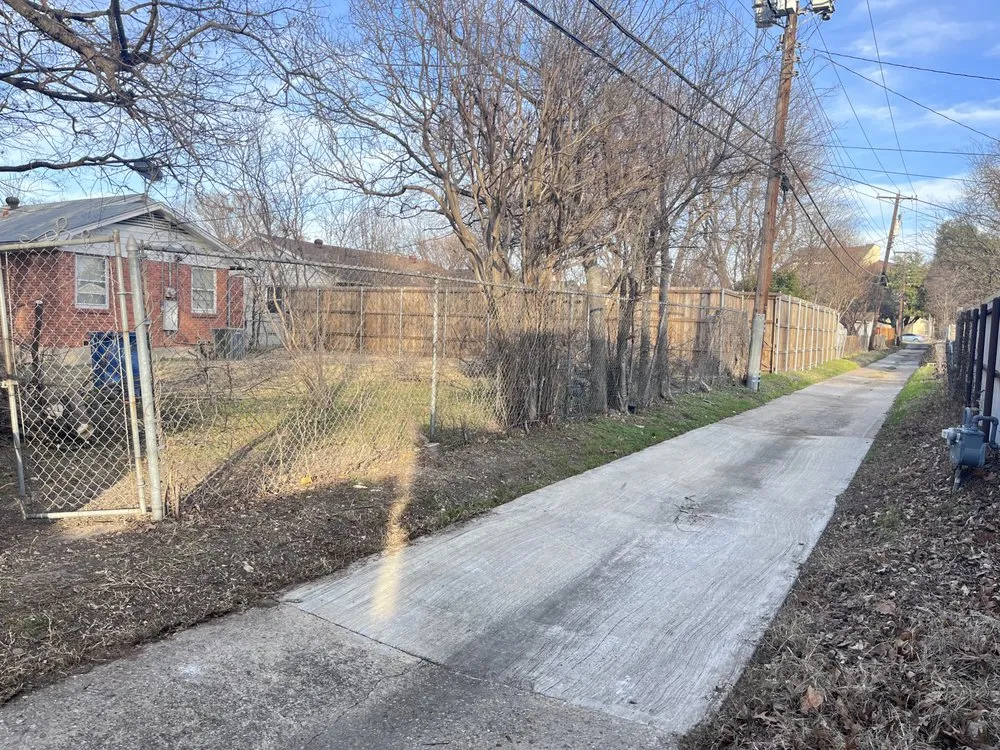 Affordable residential landscaping in Mesquite, TX by Daniel’s lawn care and landscaping