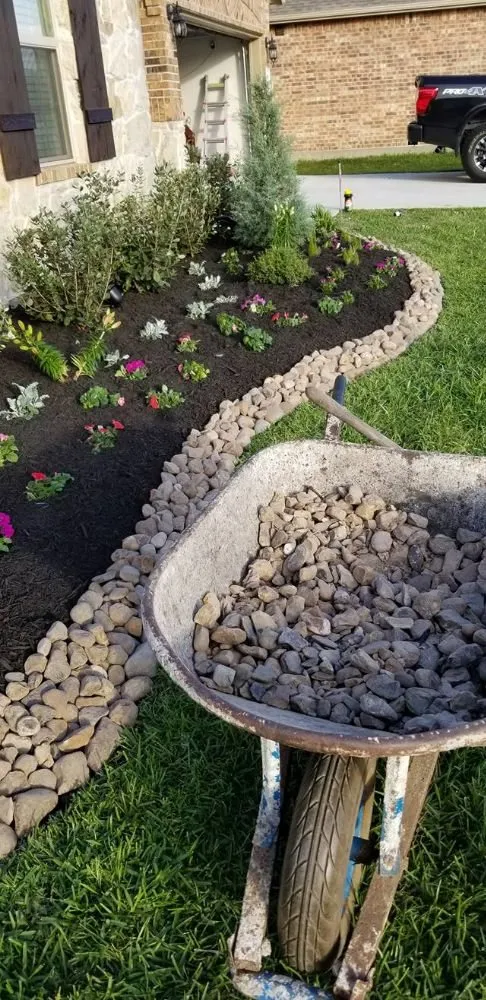 Top-rated landscape design in Sumter, SC by Daniel's Lawn Care