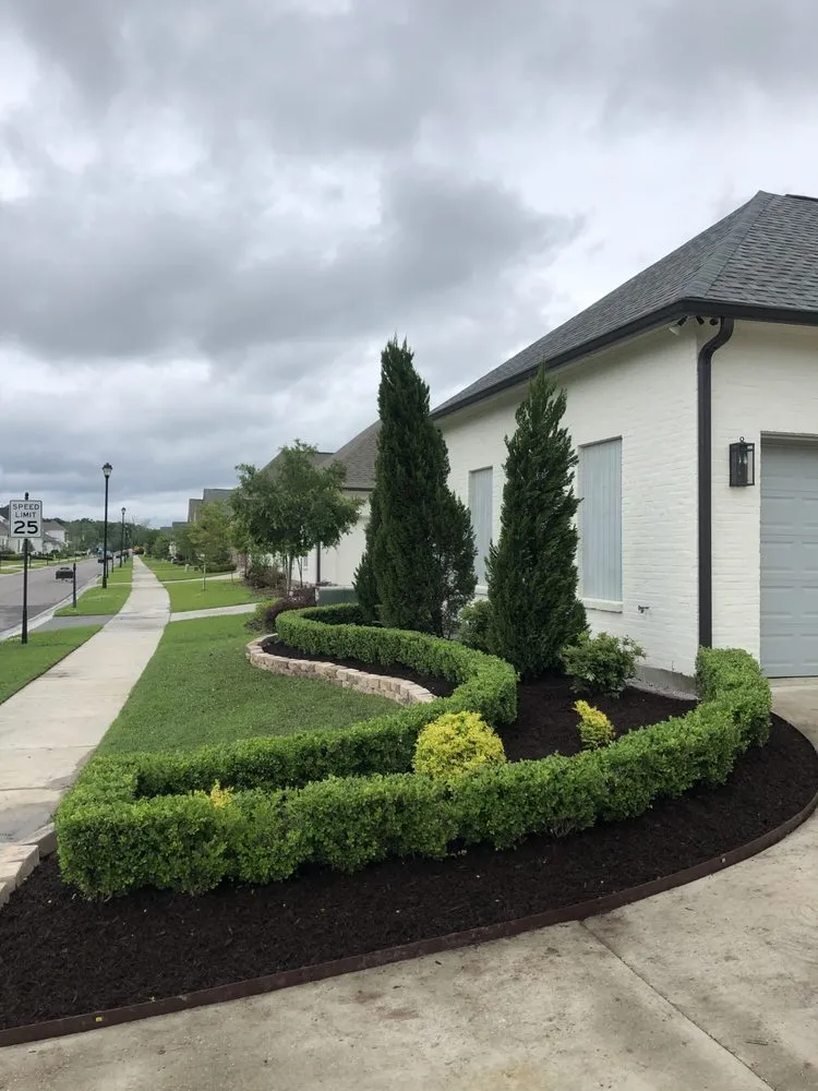 Top-rated landscape design in Baton Rouge, LA - Daniel's Lawn Maintenance