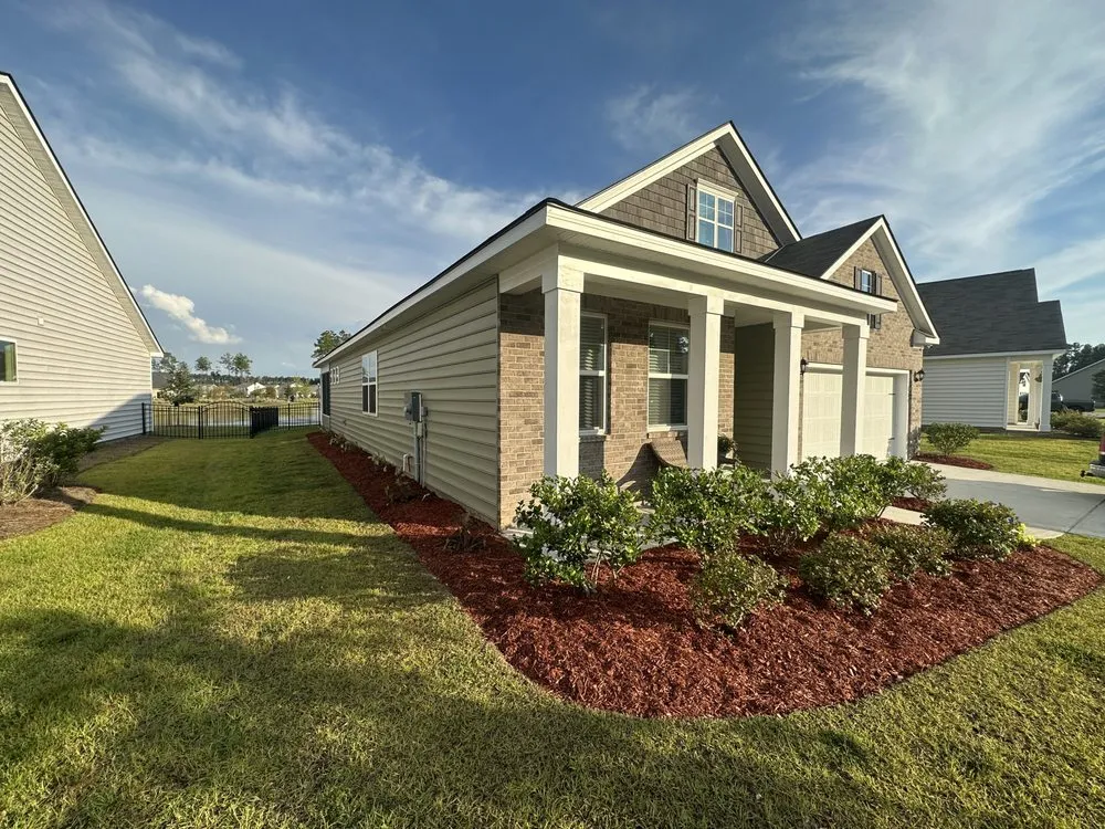 Expert yard cleanup service experts serving Savannah, GA - Daniels Lawn Service