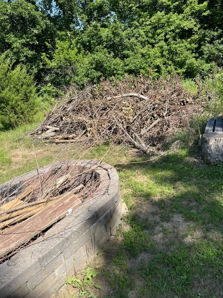 Expert landscape installation in Oak Grove, MO - Daniels Tree Service