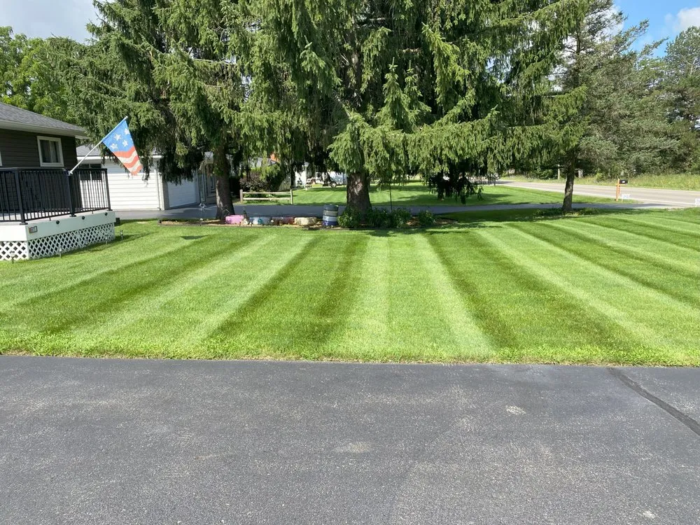 Top-rated yard maintenance in Ortonville, MI - Danno's Landscape