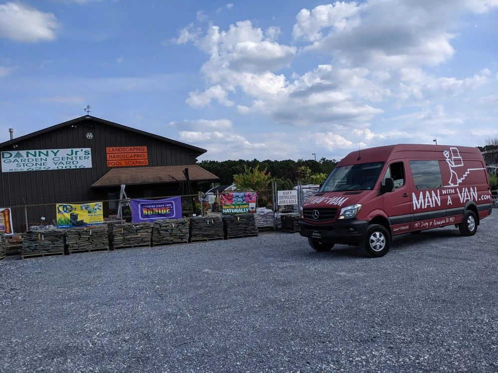 Reliable garden landscaping in Sicklerville, NJ by Danny Jr’s. Garden Center & Stone Yard