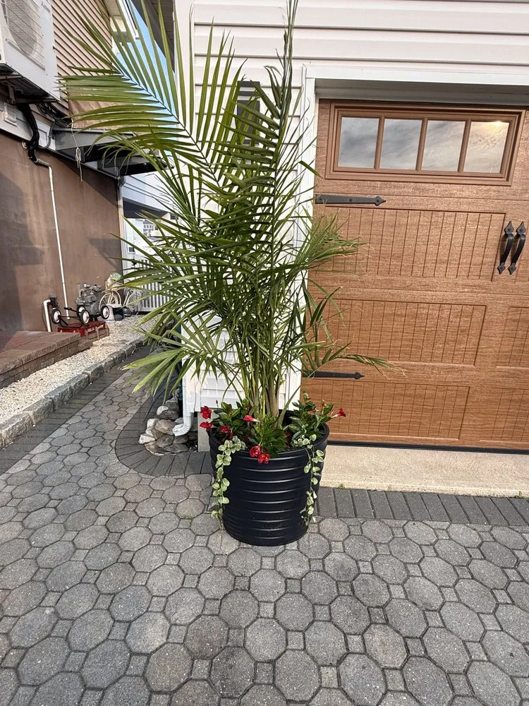 Custom outdoor landscaping in Manahawkin, NJ by Danny K’s Home & Yard Services