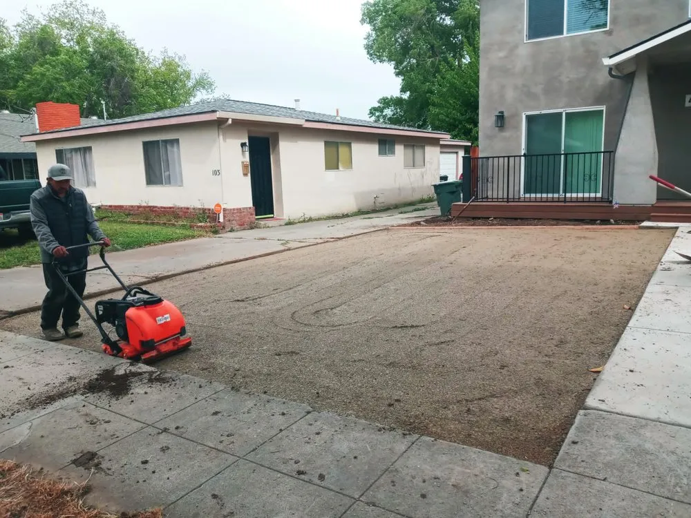 Local yard cleanup service in Atwater, CA by Danny’s Handyman Service