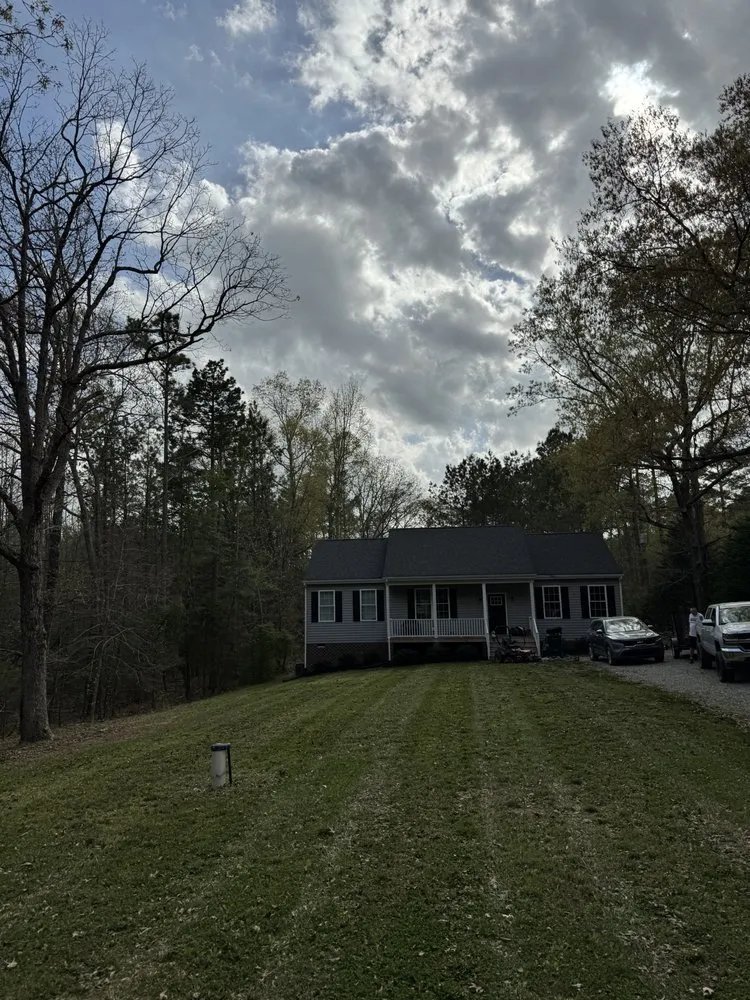 Affordable yard maintenance for beautiful yards across Palmyra, VA - Danny’s land
