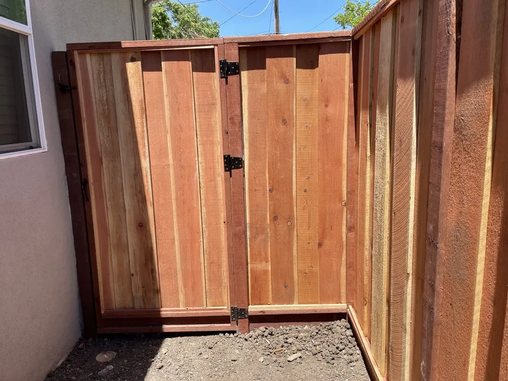 Custom lawn mowing service in Pittsburg, CA - Danny’s Land Services