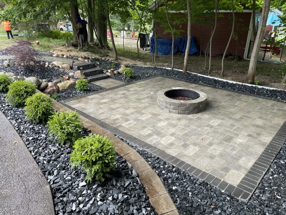 Custom garden landscaping in Holland, MI by Danny’s Landscaping