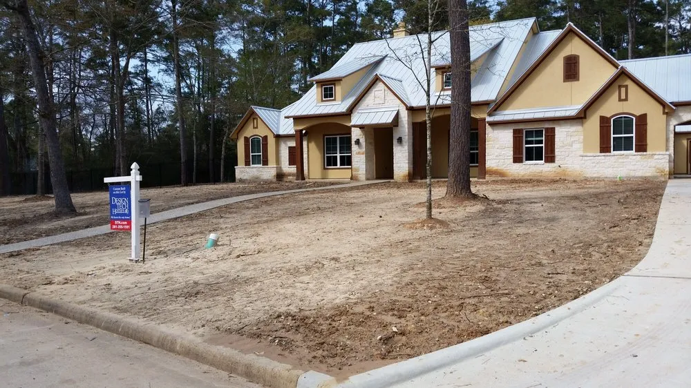 Custom landscape design in Houston, TX - Danny's Landscaping